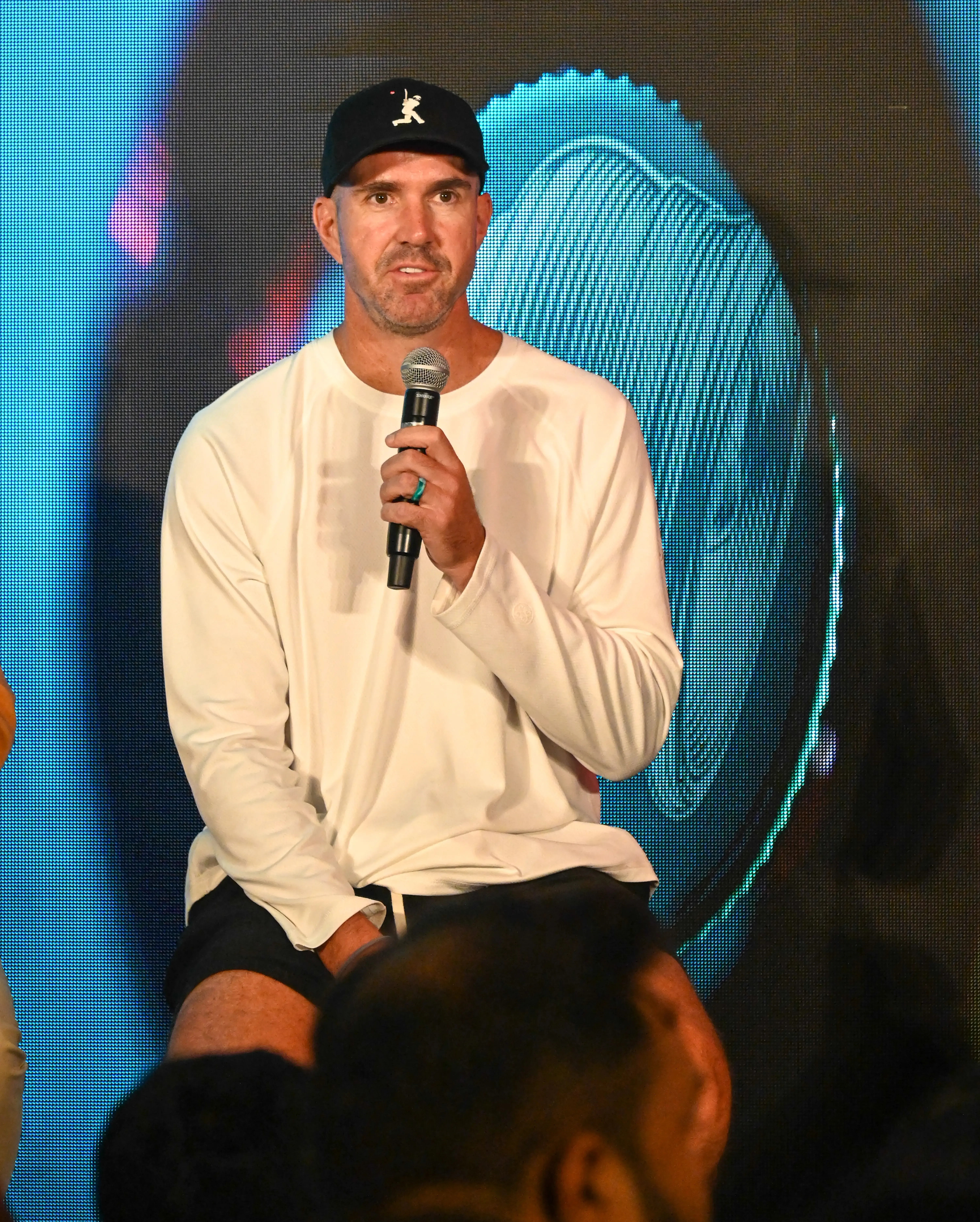 Pietersen Slams Cook: 'IPL Beats County Cricket for Bethell'