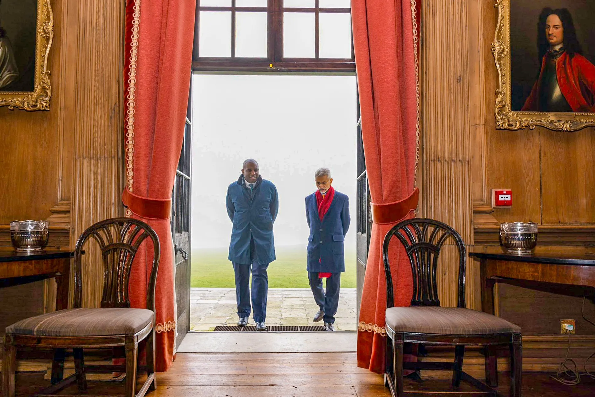 What Did UK Foreign Secretary Say After Talks With EAM Jaishankar and Pakistan's Foreign Minister?