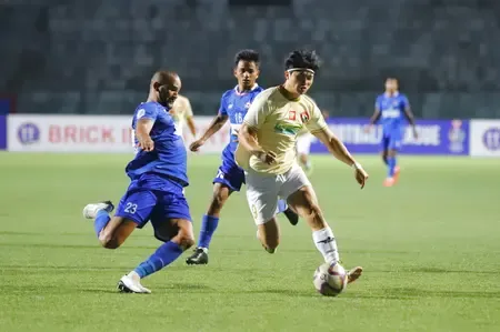 Phrangki Buam's Late Goals Propel Shillong Lajong to Indian Football League Summit