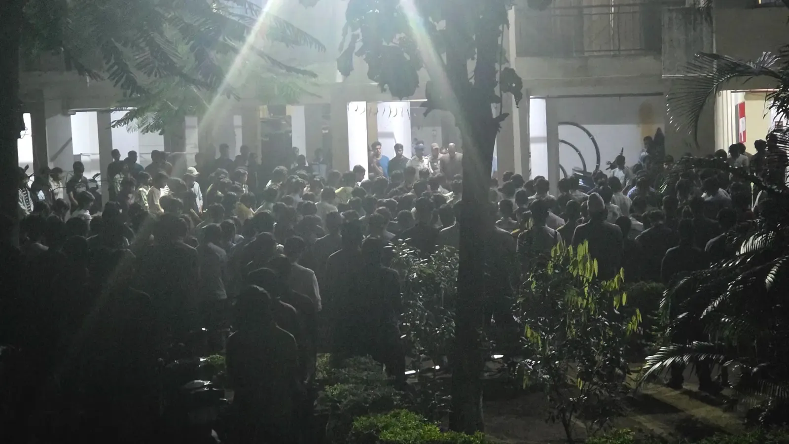 आईआईआईटी रांची हॉस्टल में बीटेक छात्र आदित्य कुमार की संदिग्ध मौत, लापरवाही के आरोप; NHRC ने लिया संज्ञान