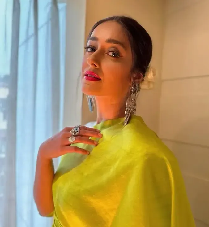 Ileana D'Cruz Stands Firm on Her Love for Pineapple Pizza: No Judgment Needed