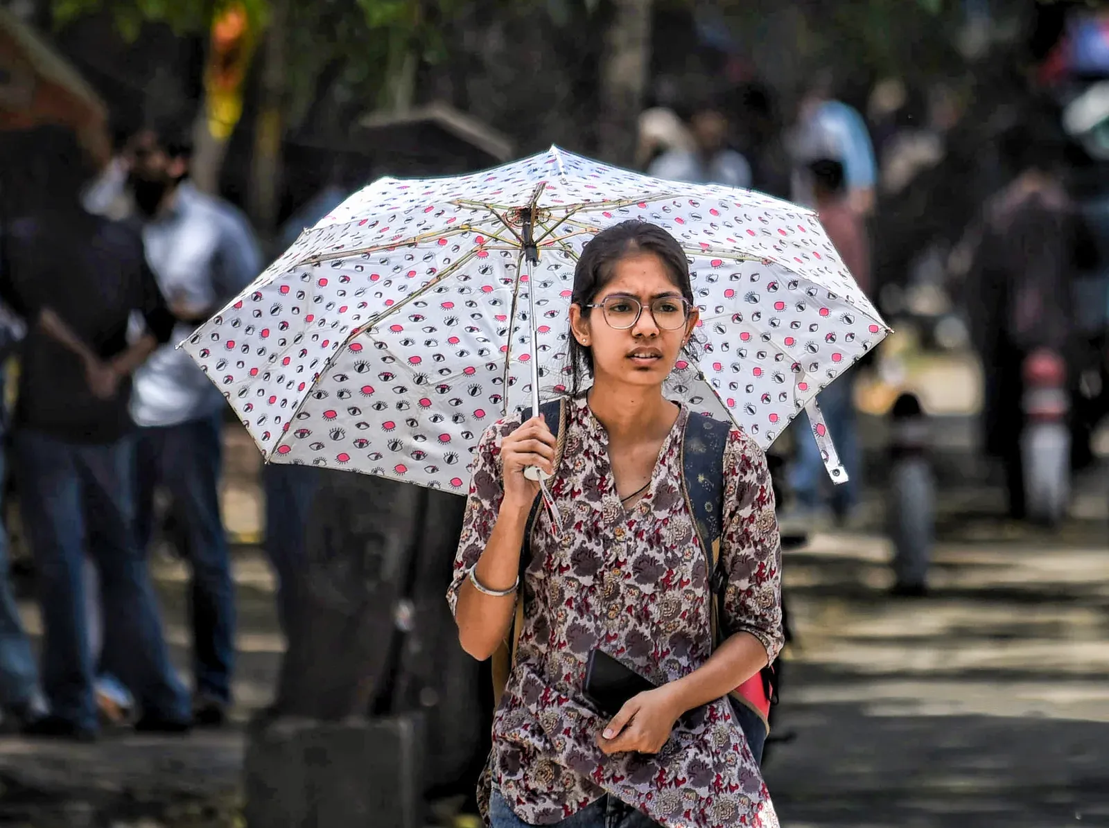 IMD severe heatwave warning for Delhi-NCR: 45°C on May 27, rain from May 29