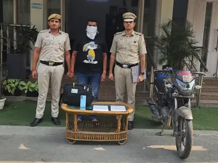 Who Was the Imposter Arrested for Forging Letters from the Delhi CM?