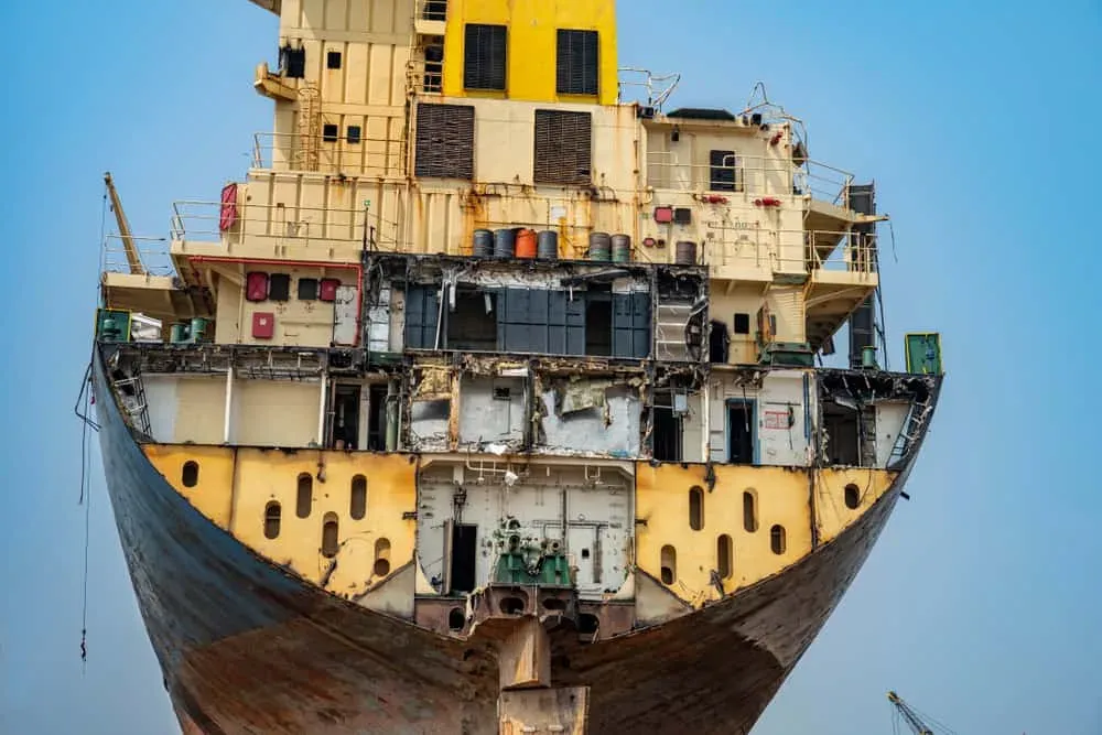 India tops global ship recycling in 2025 with 35.4% market share