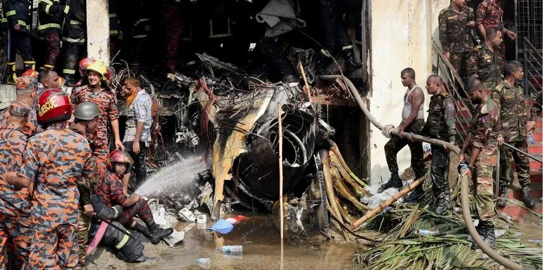 How Did India Respond to the Recent Air Crash Victims in Bangladesh?