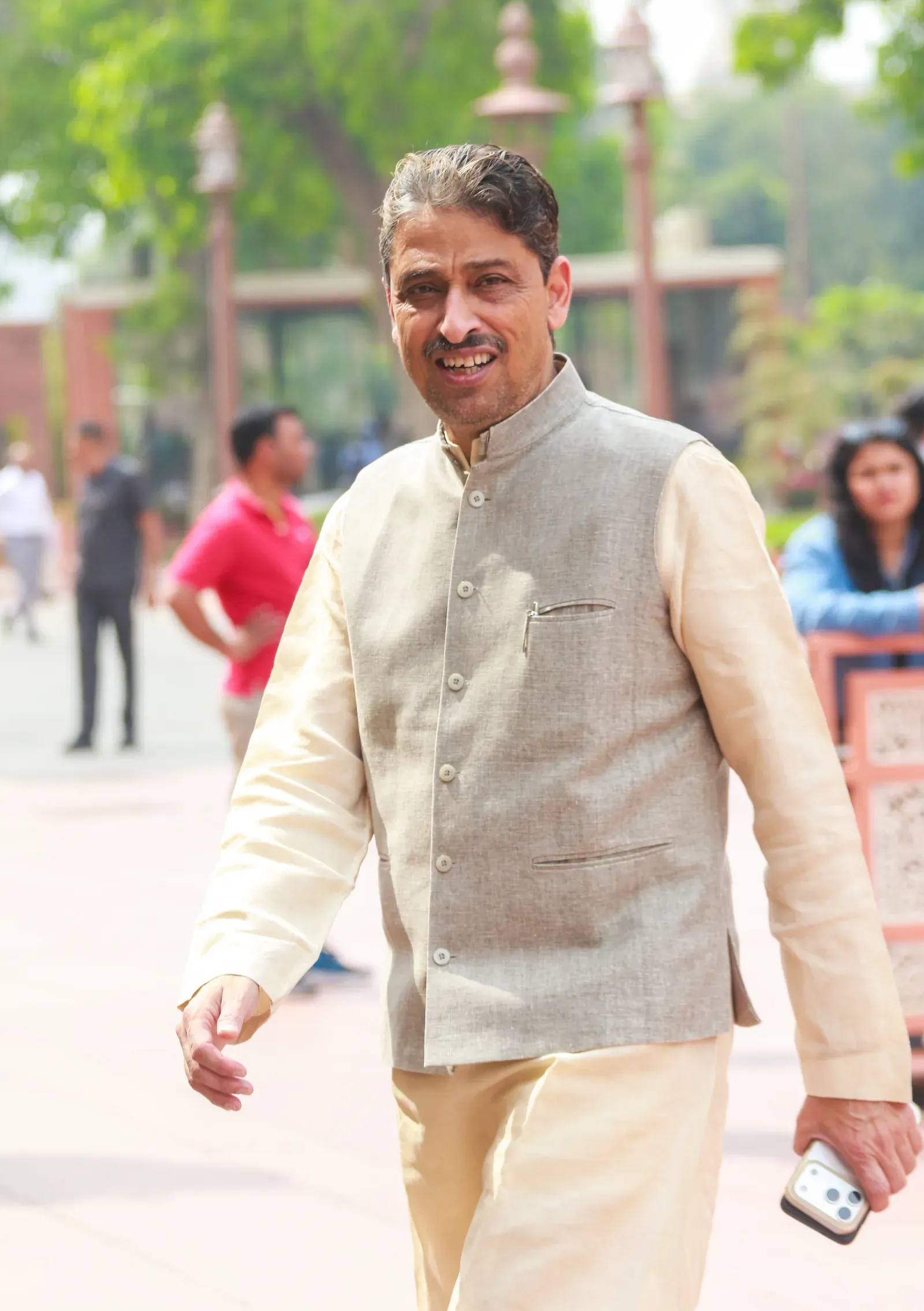 नीट पेपर लीक: धर्मेंद्र प्रधान के इस्तीफे तक विरोध जारी रखेंगे INDIA गठबंधन के सांसद
