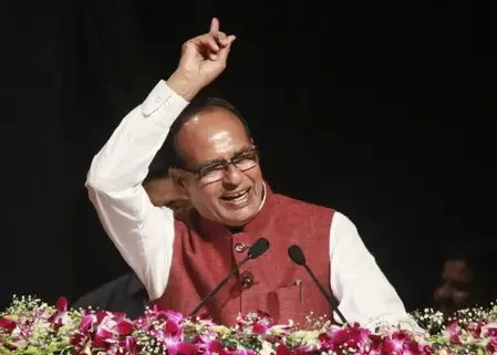 इंडी गठबंधन ने लोकतंत्र को हुल्लड़, हंगामा और हुड़दंग तंत्र में बदला : शिवराज सिंह चौहान