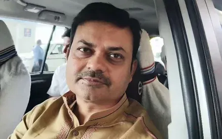 इंडिया गठबंधन पर संजय सिंह का प्रहार: 'चुनावी जरूरत में एकजुट, असल में खोखले'