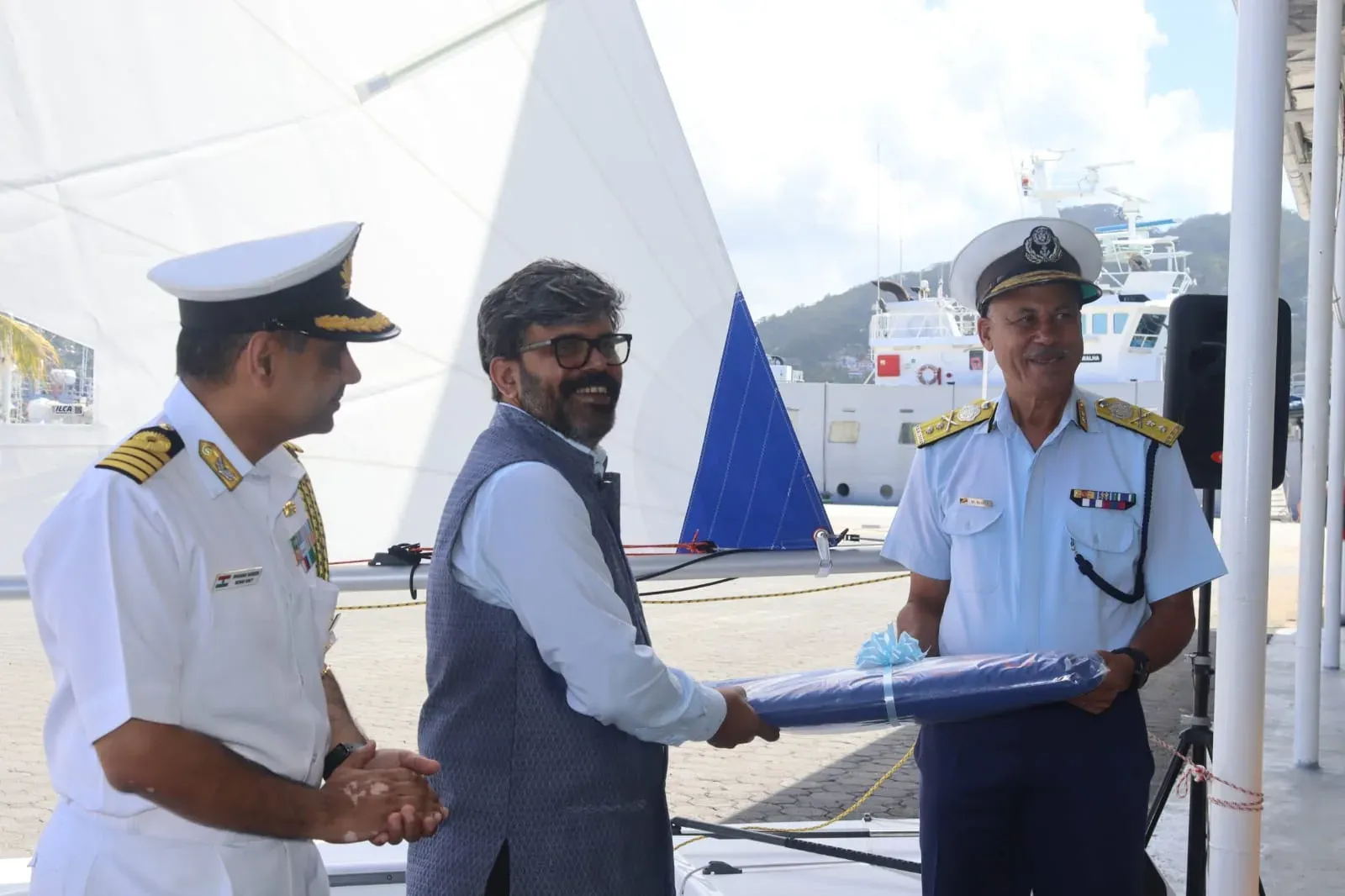 India hands over 5 laser radial boats to Seychelles in maritime push
