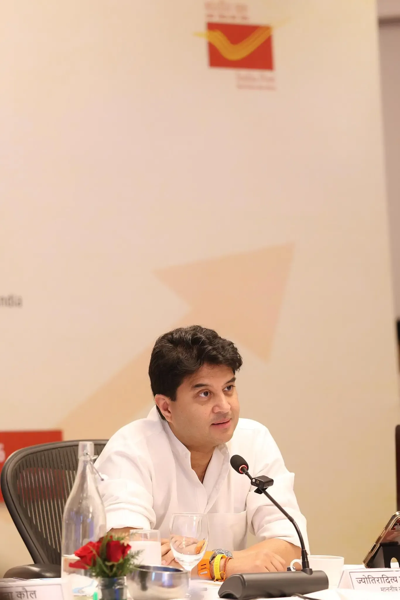 India Post Reports 16%25 Revenue Surge to Rs 15,296 Crore in FY26: Jyotiraditya Scindia