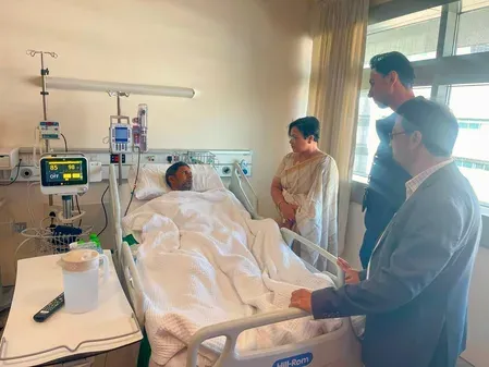 Indian Ambassador visits Kuwait Airport attack victims at hospital
