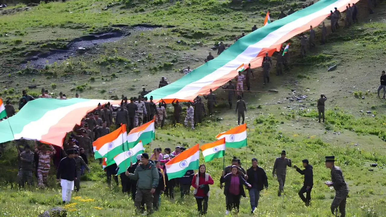 How Did the Indian Army, ITBP, and Locals Come Together for a Historic ‘Tiranga March’ at 14,000 ft in Tawang?