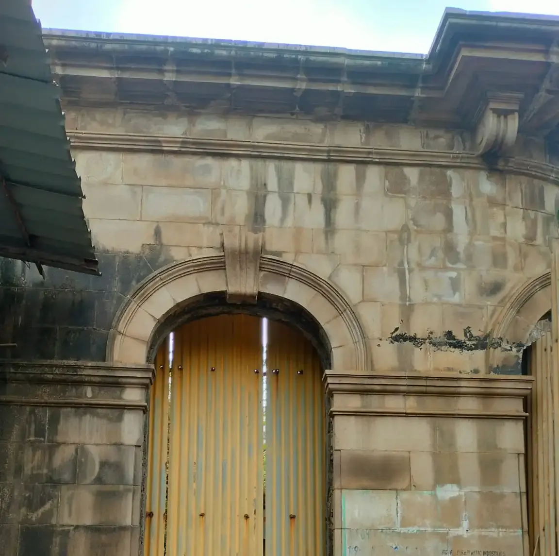 How Has Indian Cinema Demonstrated Resilience Through Wars and Crises?