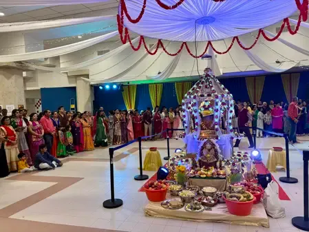 How is the Indian diaspora celebrating Durga Puja and Navratri globally?