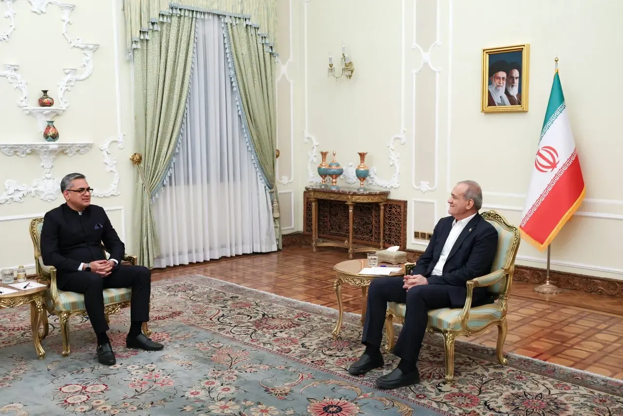 Indian envoy Vishwesh Negi presents credentials to Iran's Pezeshkian, reaffirms bilateral ties