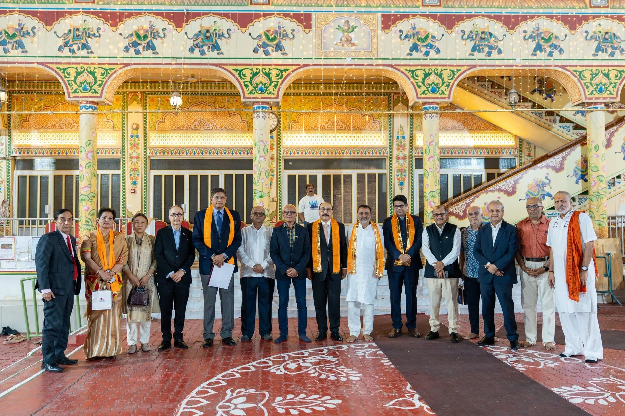Did Indian MPs Pray at Bahrain’s 200-Year-Old Temple and Gurdwara?