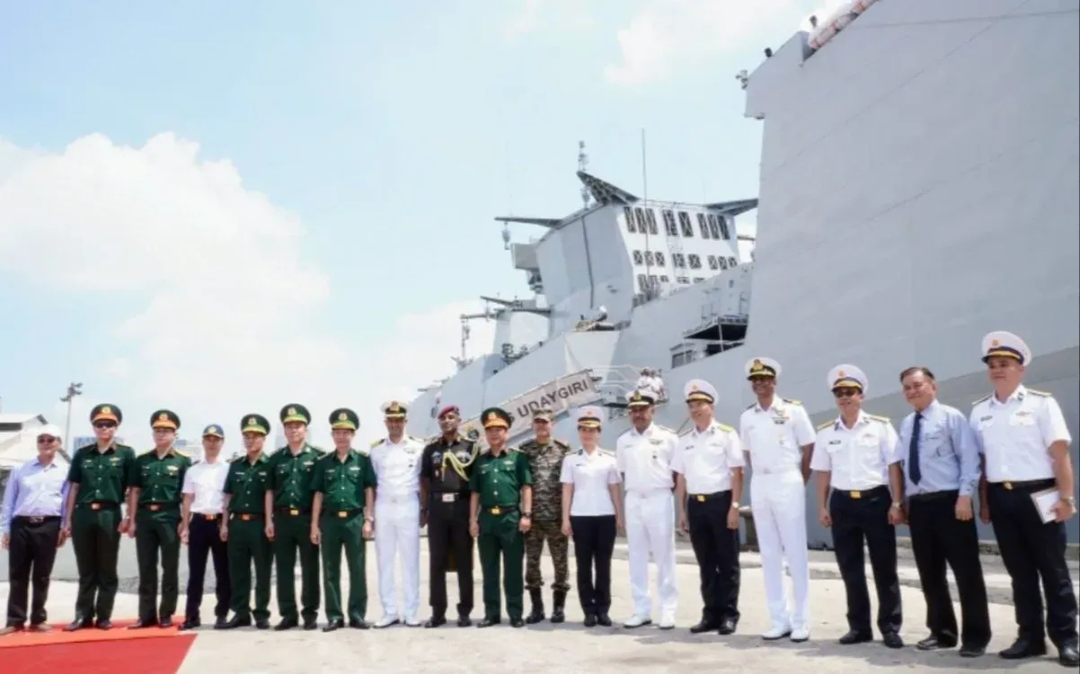 INS Udaygiri, Kavaratti arrive in Ho Chi Minh City to boost India-Vietnam maritime ties