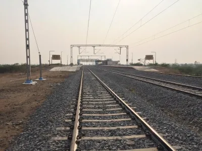 Indian Railways Achieves 99.6%25 Electrification, Transports 741 Crore Passengers in 2025-26