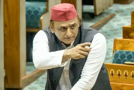 Akhilesh Yadav Claims India's Foreign Policy is Controlled by the White House