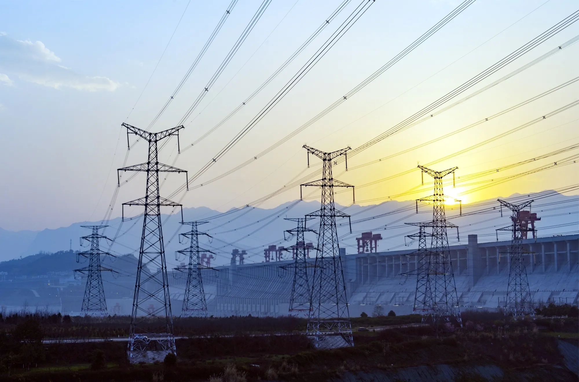 India Achieves 524 GW Power Capacity, Declares Power Sufficiency