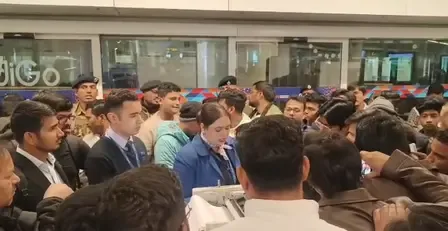 What Caused the Chaos at Delhi Airport Due to IndiGo Flight Delays?