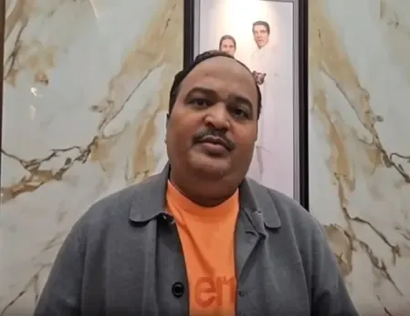 क्या इंडिगो लोगों की मदद नहीं कर रहा, बल्कि अपराधियों का साथ दे रहा है: आनंद दुबे?