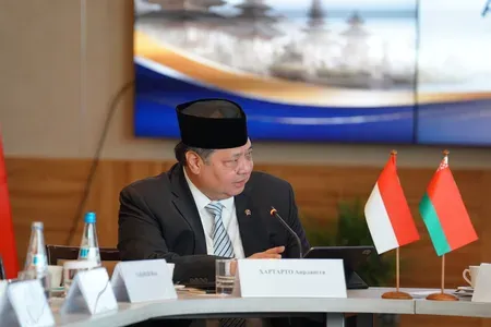 Indonesia extends WFH policy 2 months amid Middle East tensions