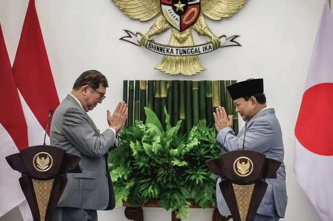 Indonesian Leader Engages with Japanese Prime Minister