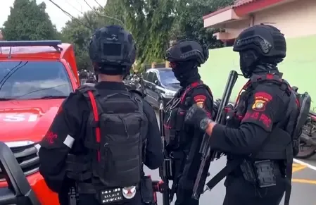 इंडोनेशियाई छात्र की 42-पेज डायरी ने खोला मस्जिद बम हमले का सच!