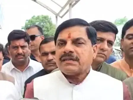 इंदौर ट्रक हादसा: पीड़ितों से मिले मुख्यमंत्री मोहन यादव, आर्थिक मदद की घोषणा