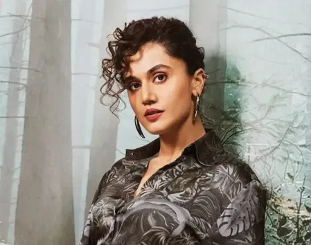 Insights from Industry Experts on the Poor Box Office Performance of Taapsee Pannu's 'Assi'
