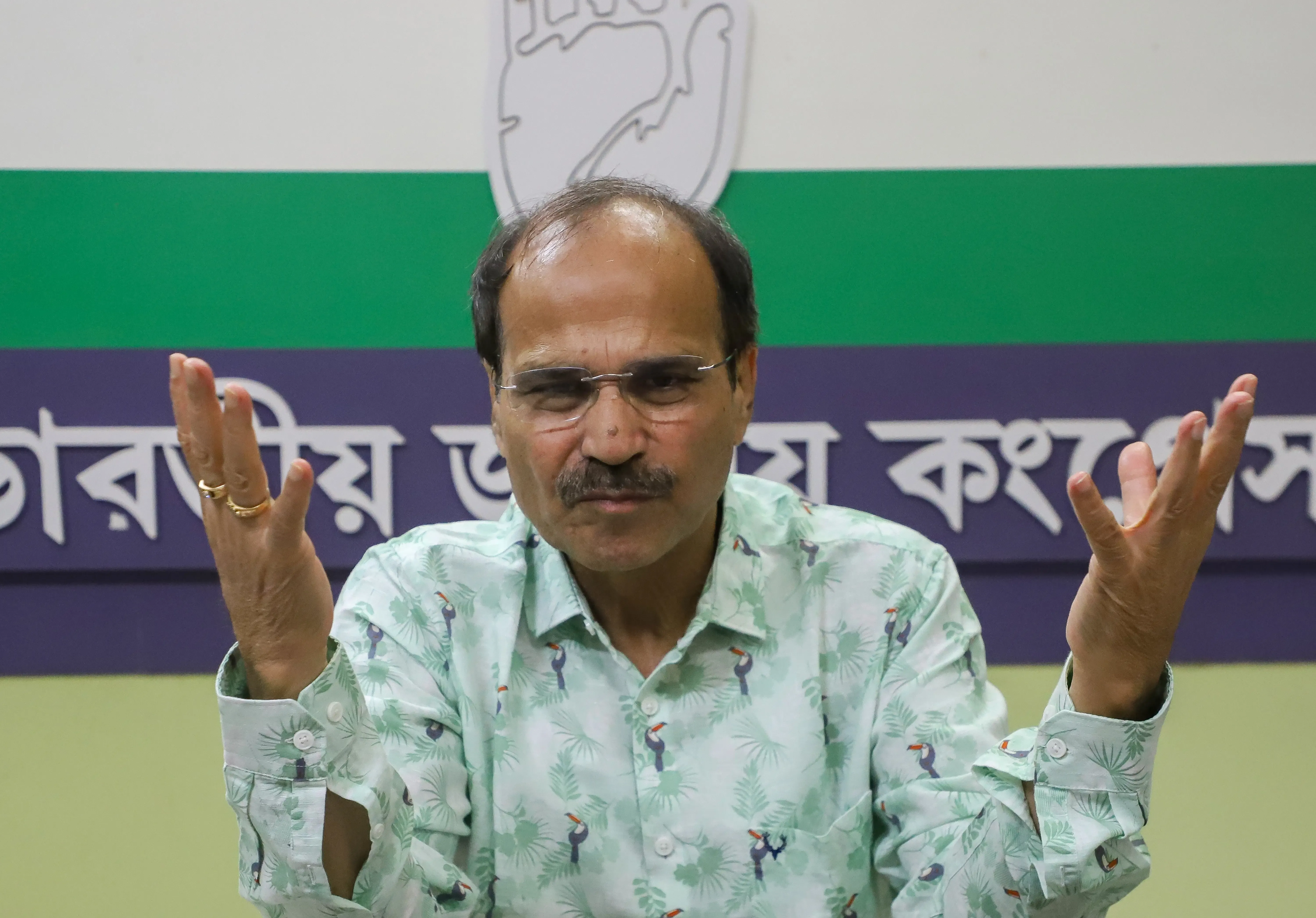 Why Did Congress Condemn the Attack on BJP Leaders in Bengal?