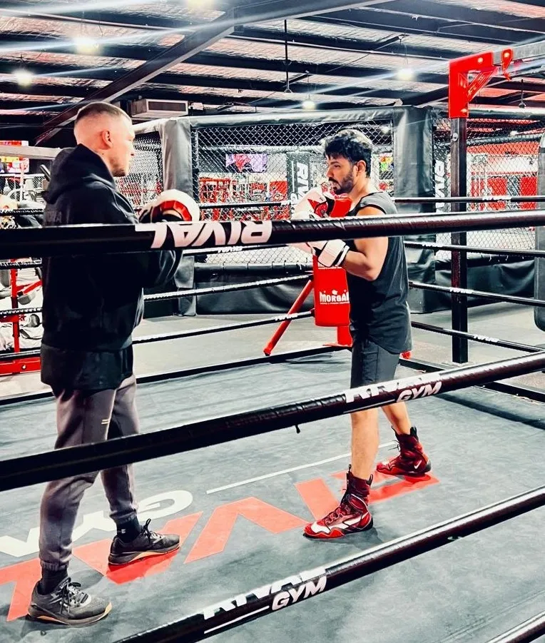 How Did Mahat Raghavendra Become a Boxer Inspired by Ajith?