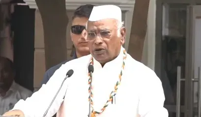 Kharge on I-Day: Congress changed economic conditions, not just names