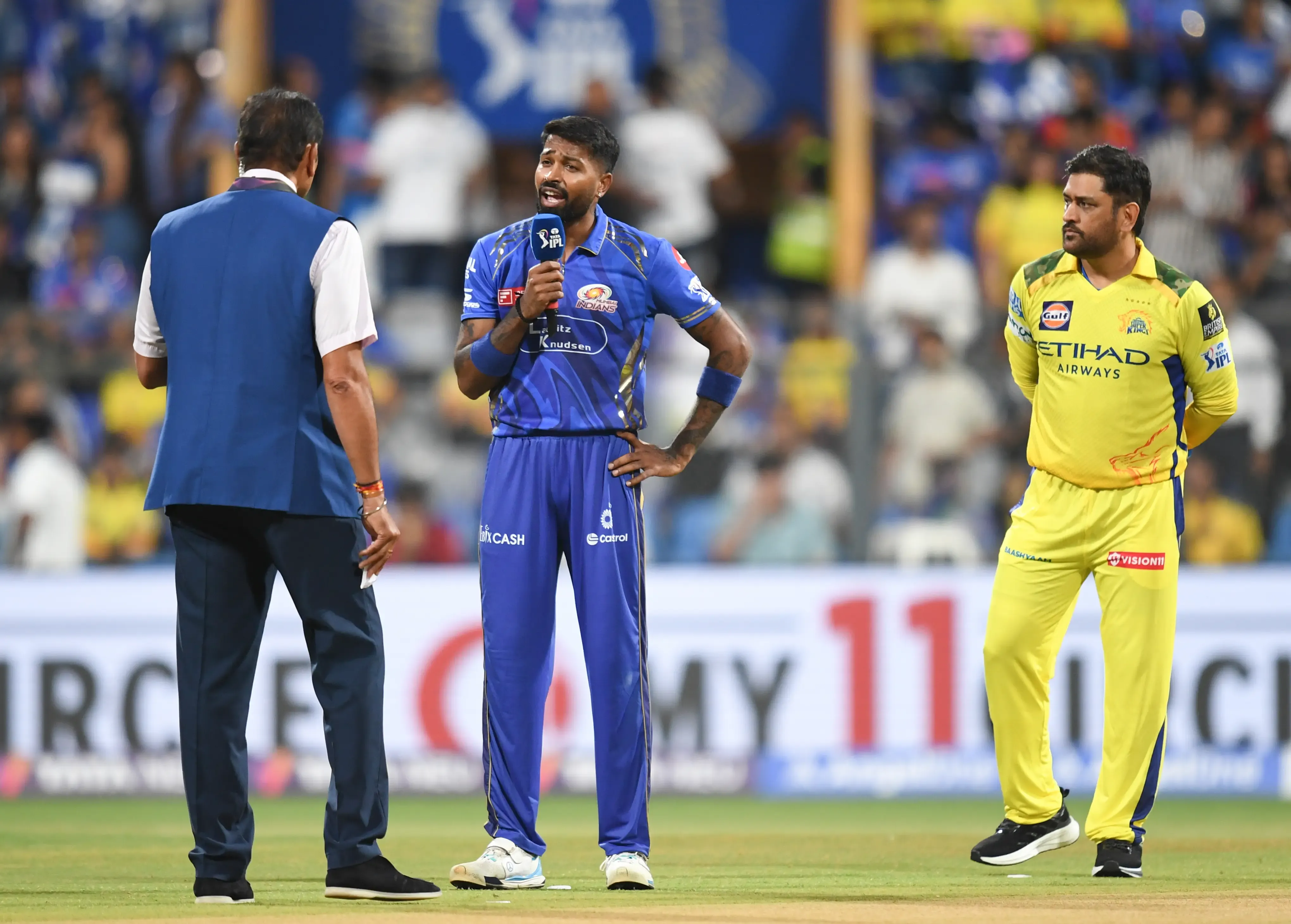 IPL 2025: 17-Year-Old Ayush Mhatre Makes His Debut for CSK as MI Choose to Bowl First