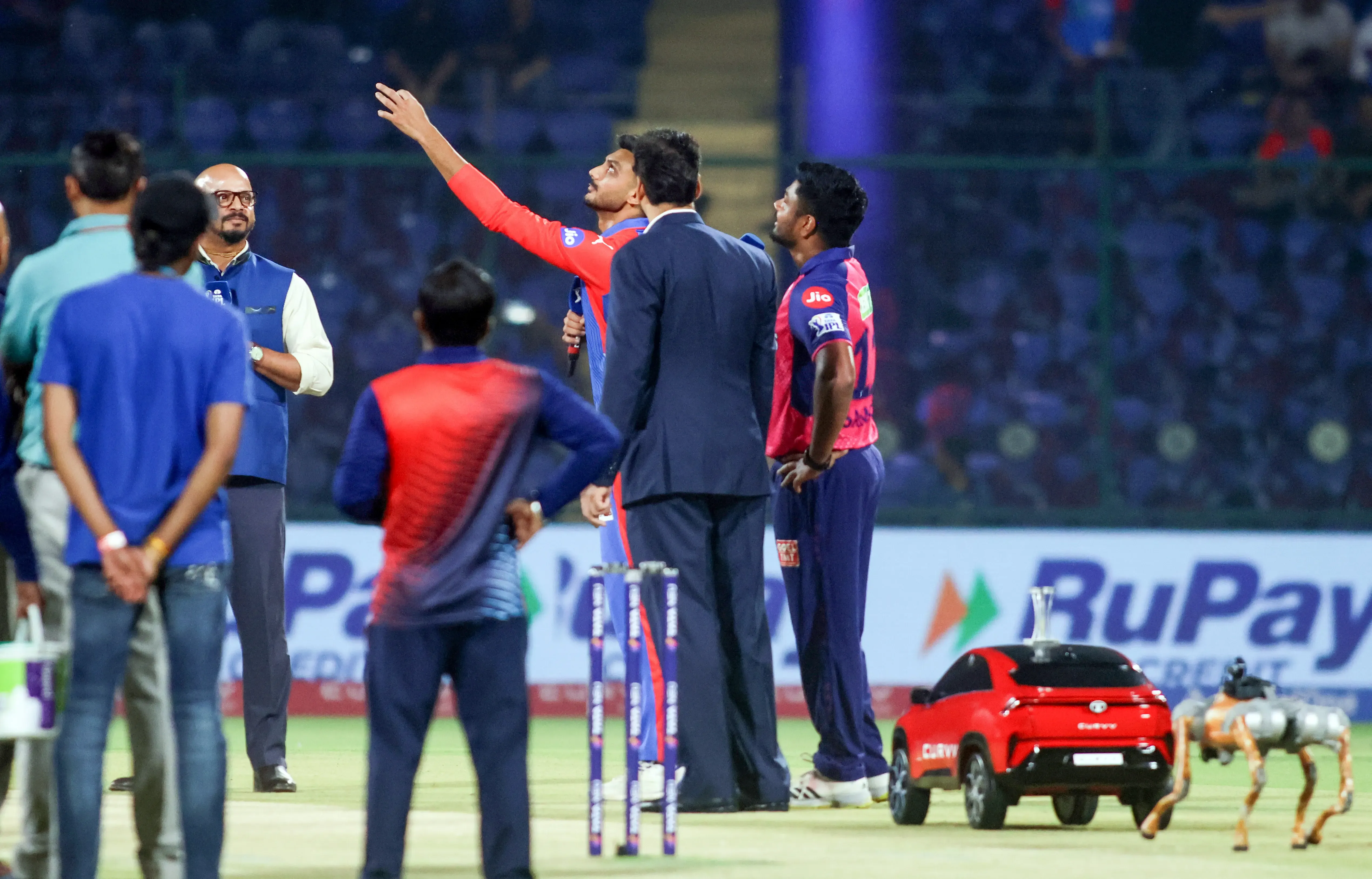 IPL 2025: Both Teams Remain the Same as RR Choose to Bowl First Against DC