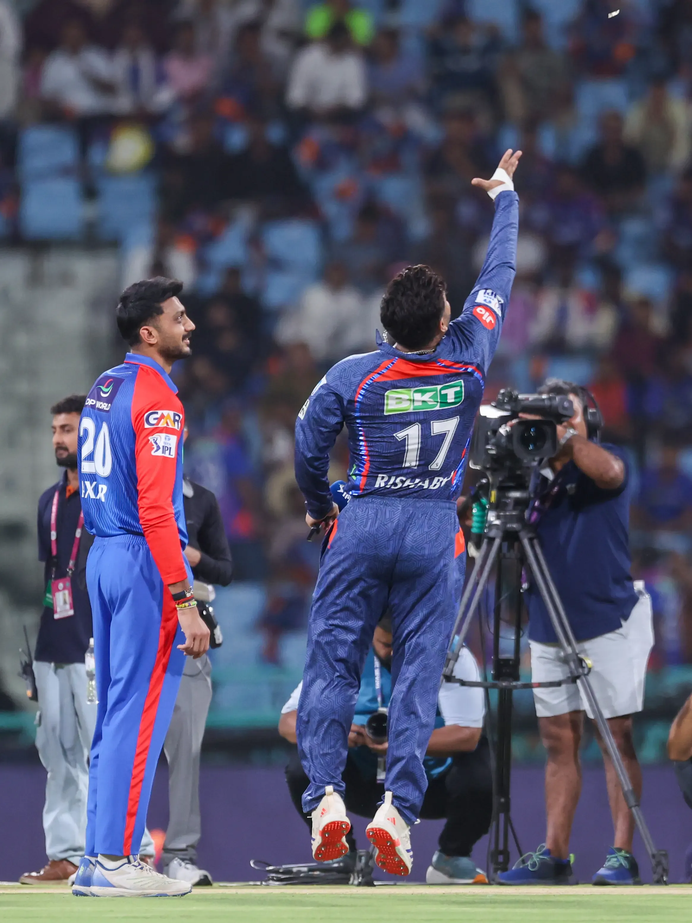 IPL 2025: DC Chooses to Bowl First in Key Match Against LSG