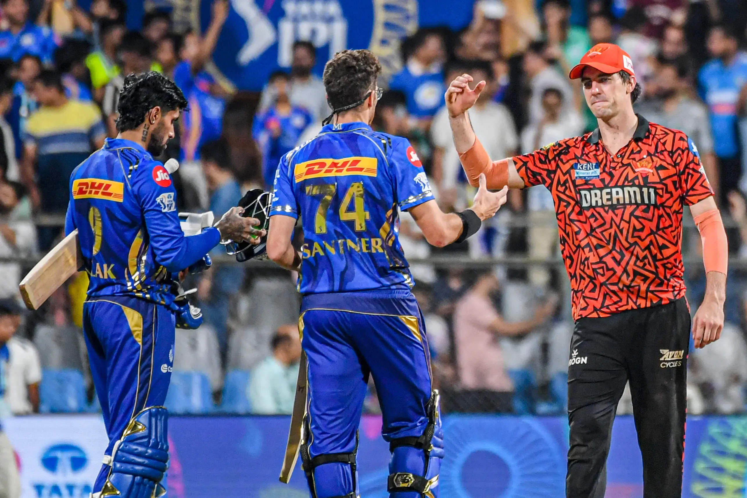IPL 2025: Mumbai Indians Clinch 4-Wicket Victory Over SRH Thanks to Bowlers' Discipline