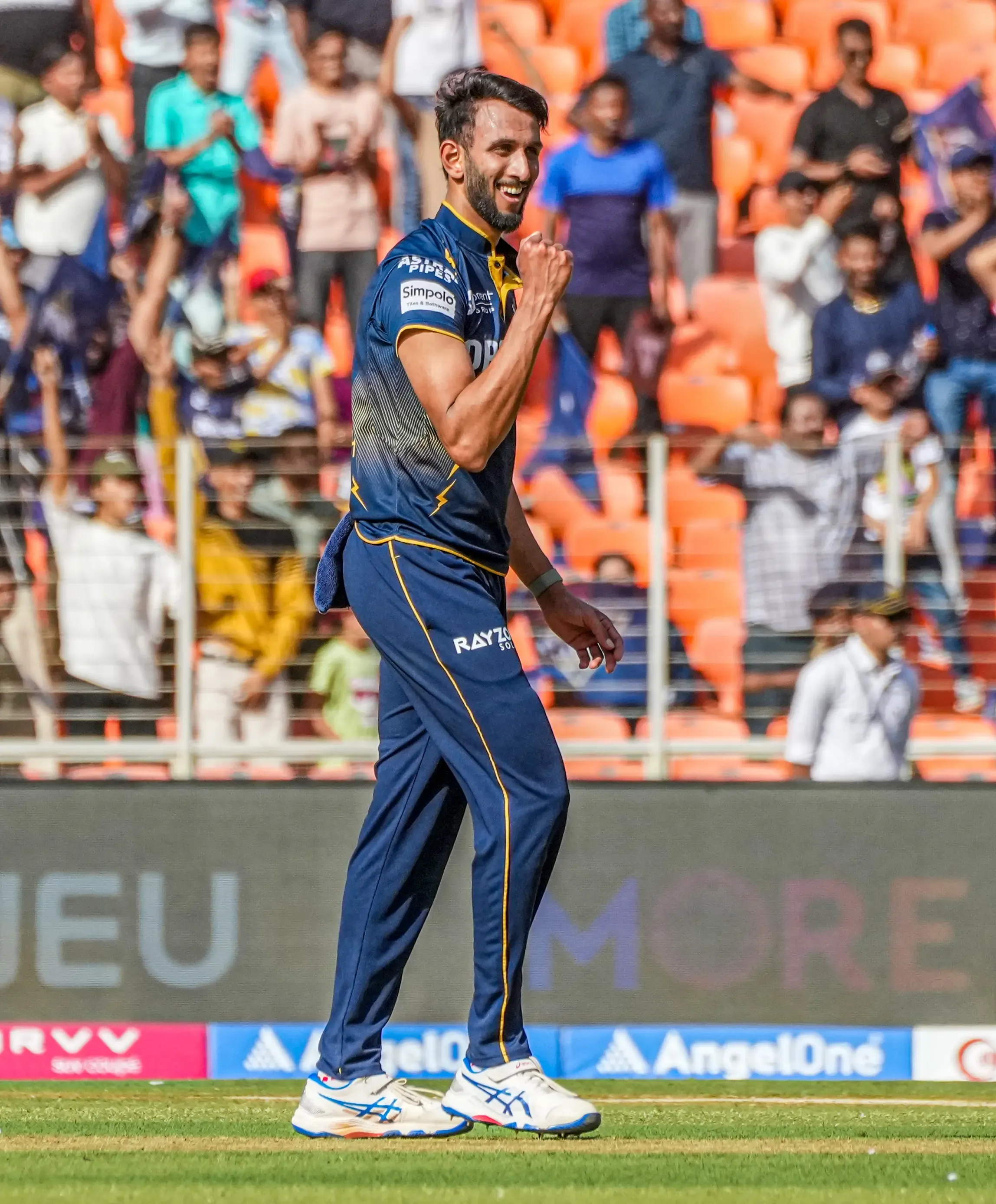 How Did Prasidh Krishna Learn His Bowling Role in GT from ODI Cricket?