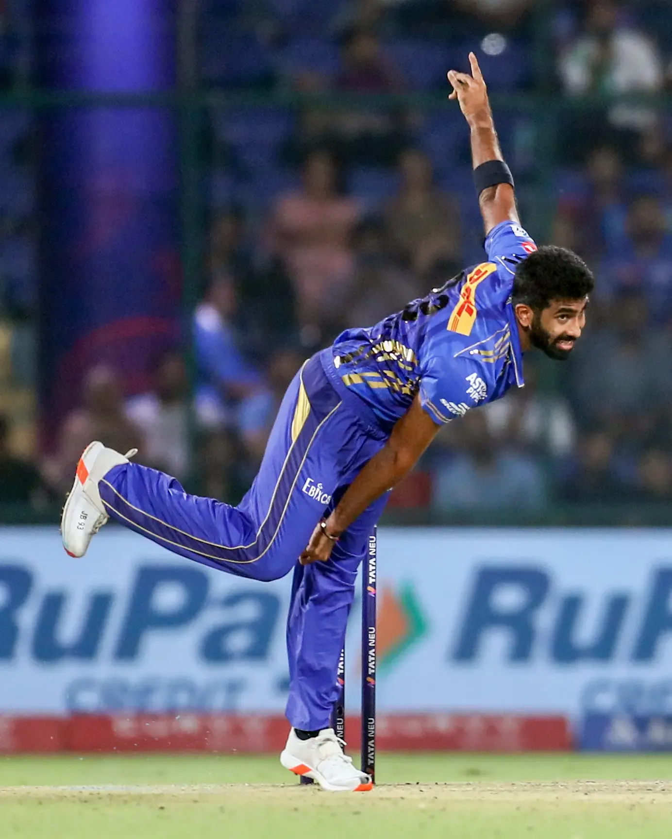 IPL 2025: MI Rely on Rohit and Bumrah Against Dynamic SRH at Wankhede