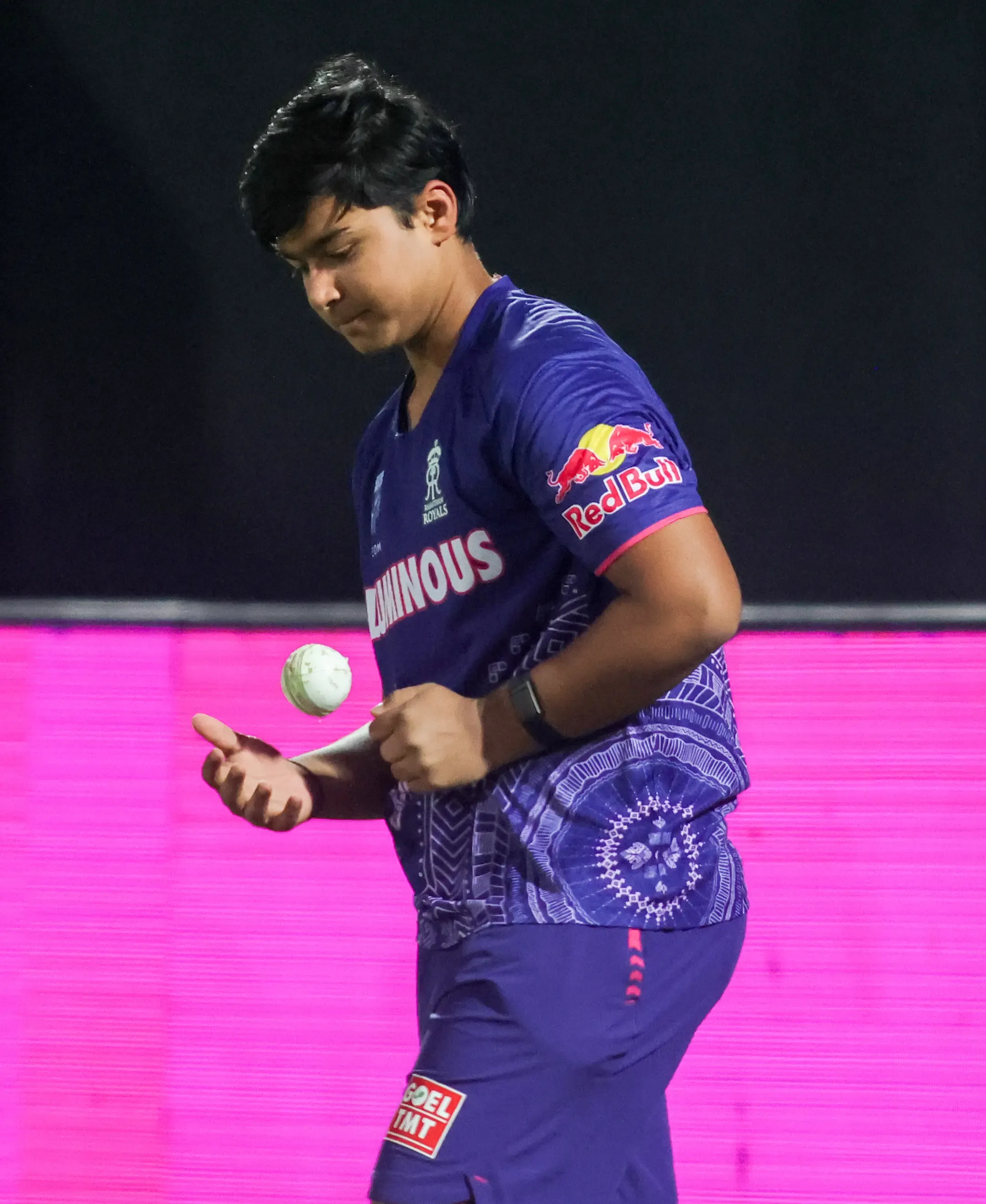 IPL 2025: Rajasthan Royals Introduce 14-Year-Old Suryavanshi as LSG Chooses to Bat First