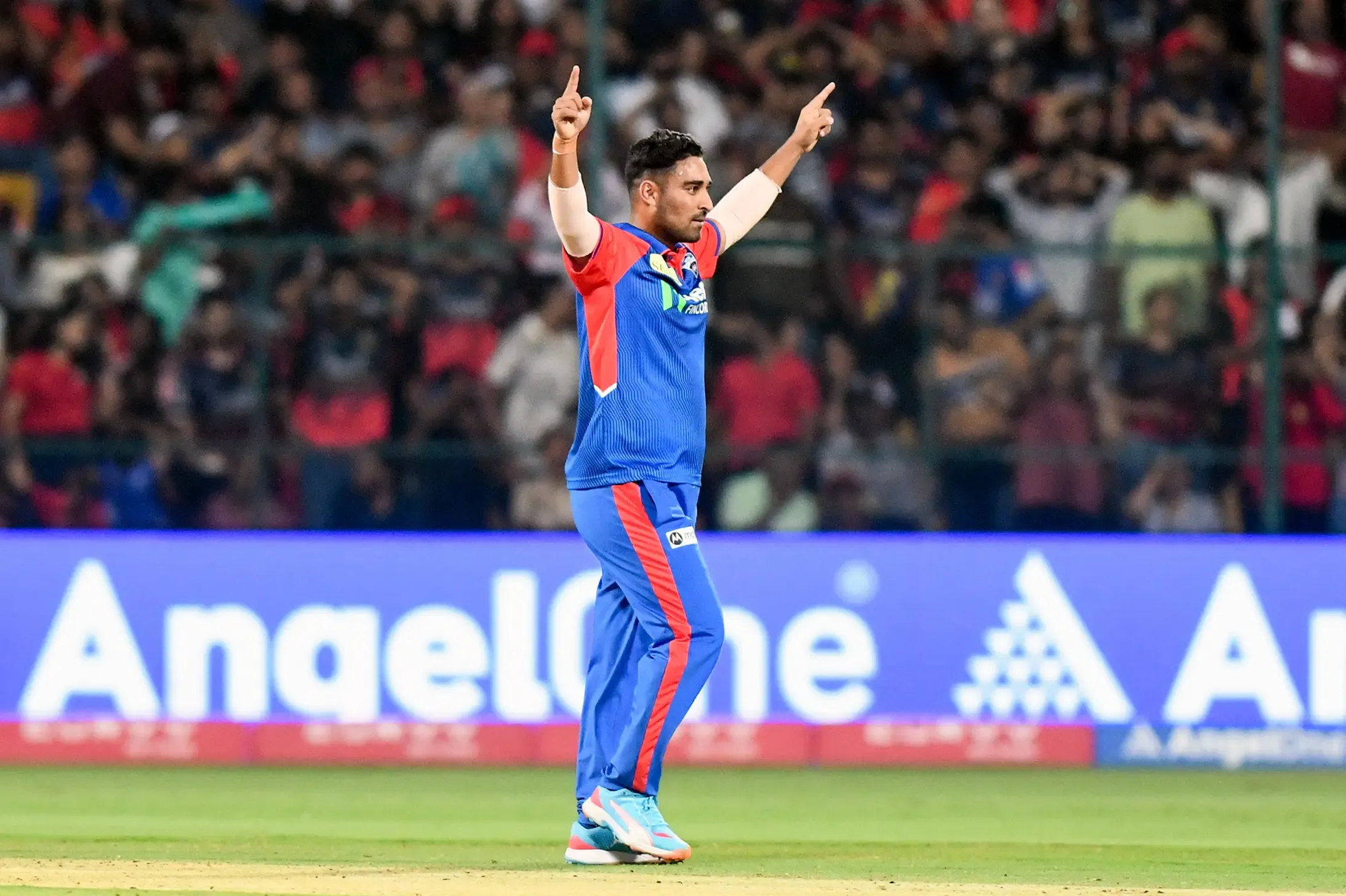 IPL 2025: Varun Aaron Commends Vipraj's Stellar Performance Against RCB as a Valuable Asset for Delhi Capitals