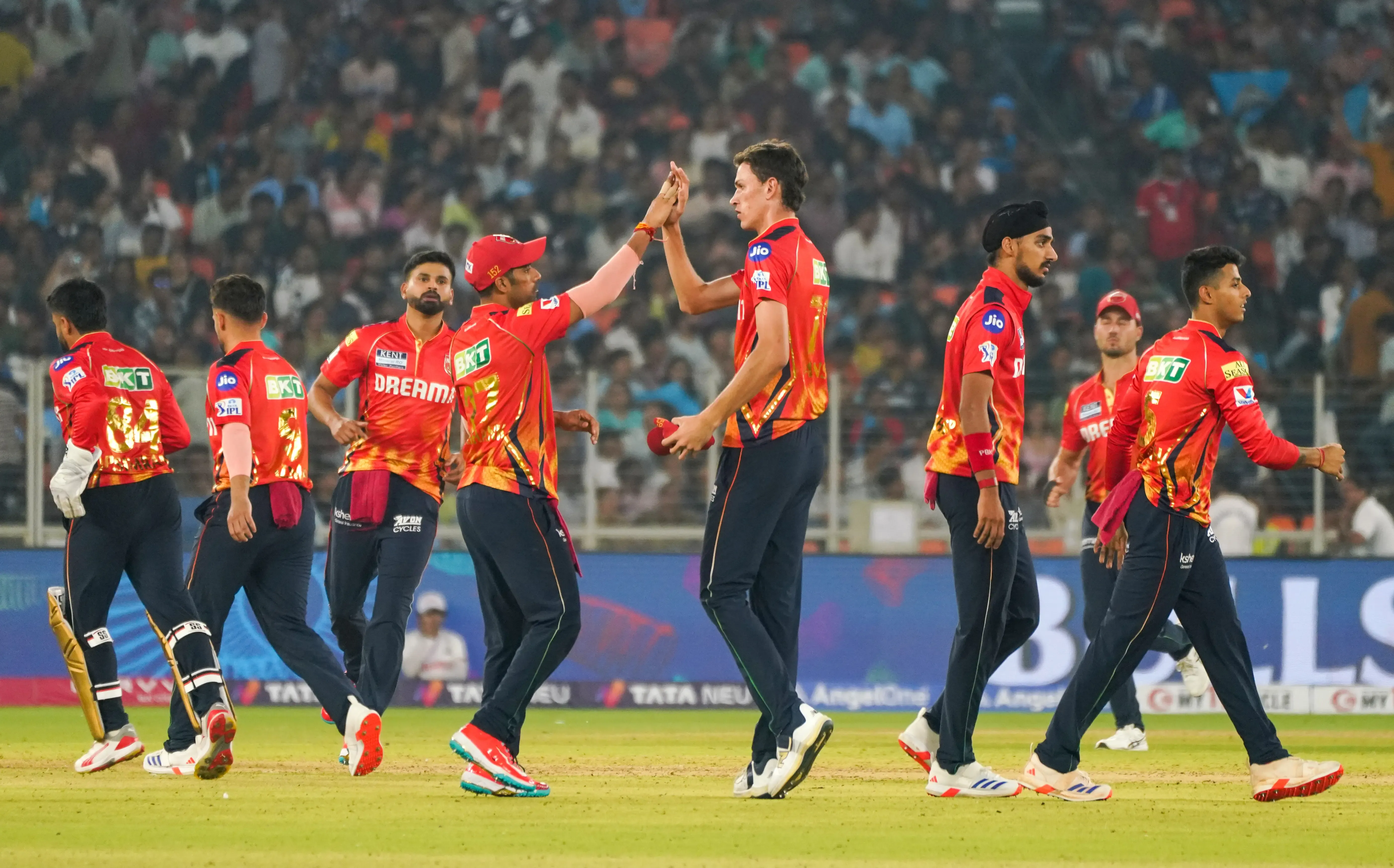 IPL 2025: Punjab's Bowling Coach Confident Against LSG's Spin Attack