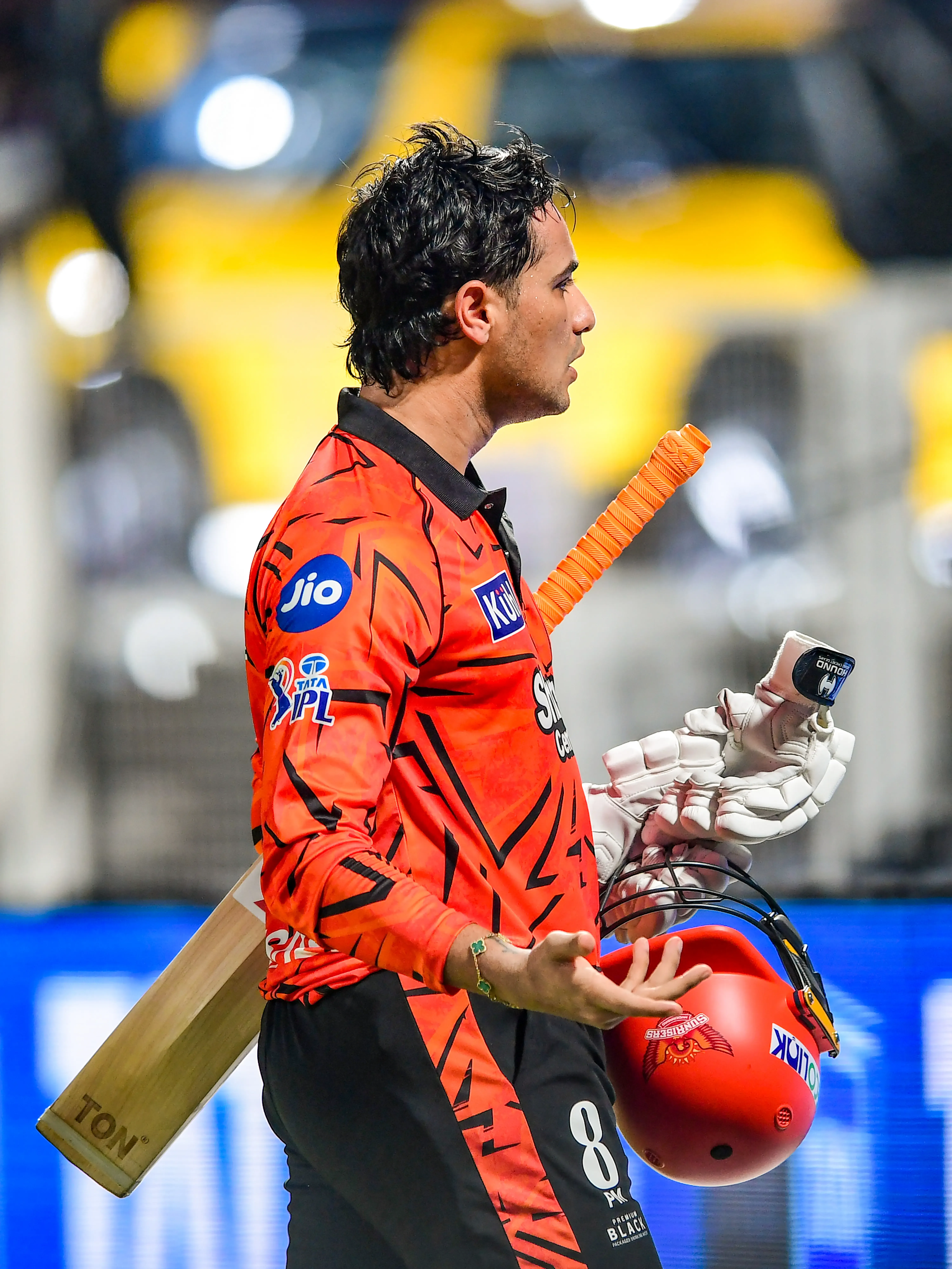 आईपीएल 2026: अभिषेक शर्मा पर 25%25 जुर्माना, अंपायर के निर्णय के खिलाफ की गई थी आपत्ति