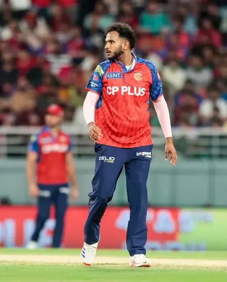 Vyshak's Confident Approach in IPL 2026: A Bowler's Mindset