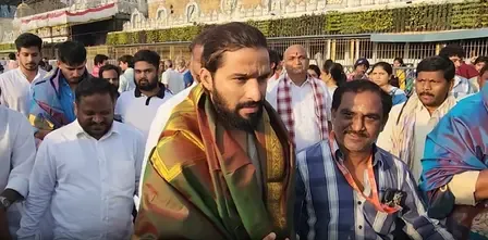 आईपीएल 2026: सीएसके के खिलाफ मैच से पहले आरसीबी के कप्तान रजत पाटीदार और जितेश शर्मा तिरुमाला मंदिर पहुंचे