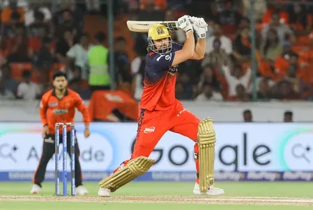 SRH post 255/4 to crush RCB by 55 runs, serve IPL 2026 playoff warning