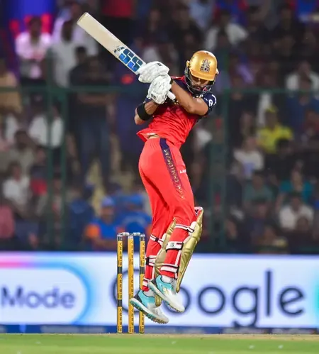 Hazlewood's 4-12, Bhuvneshwar's 3-5 demolish DC for 75 as RCB romp to 9-wicket win