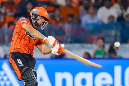 IPL 2026: Ishan Kishan Shines with 91 as SRH Sets 216 Against RR
