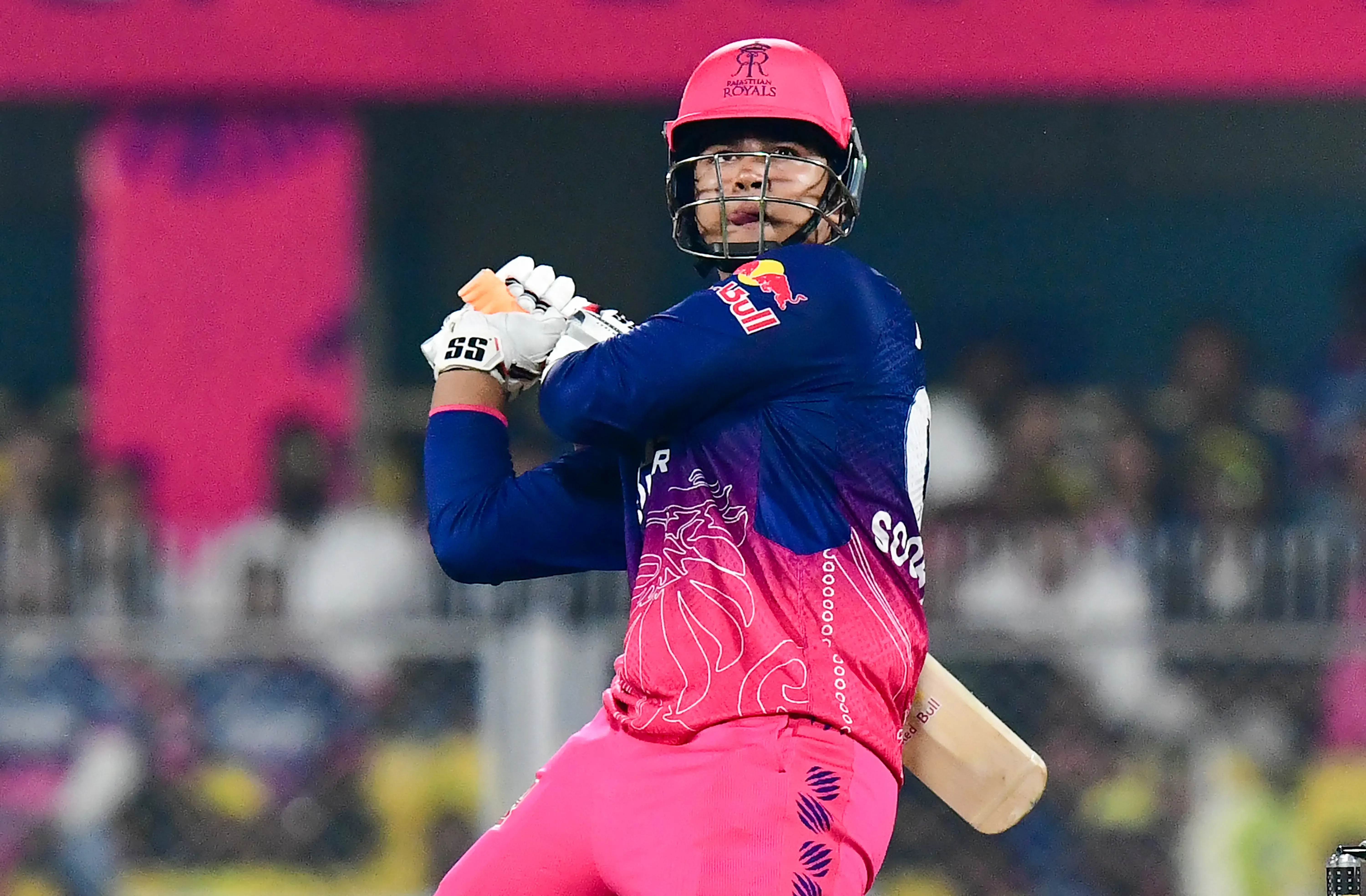 IPL 2026: Sanjay Bangar Anticipates an Epic Season for Sooryavanshi